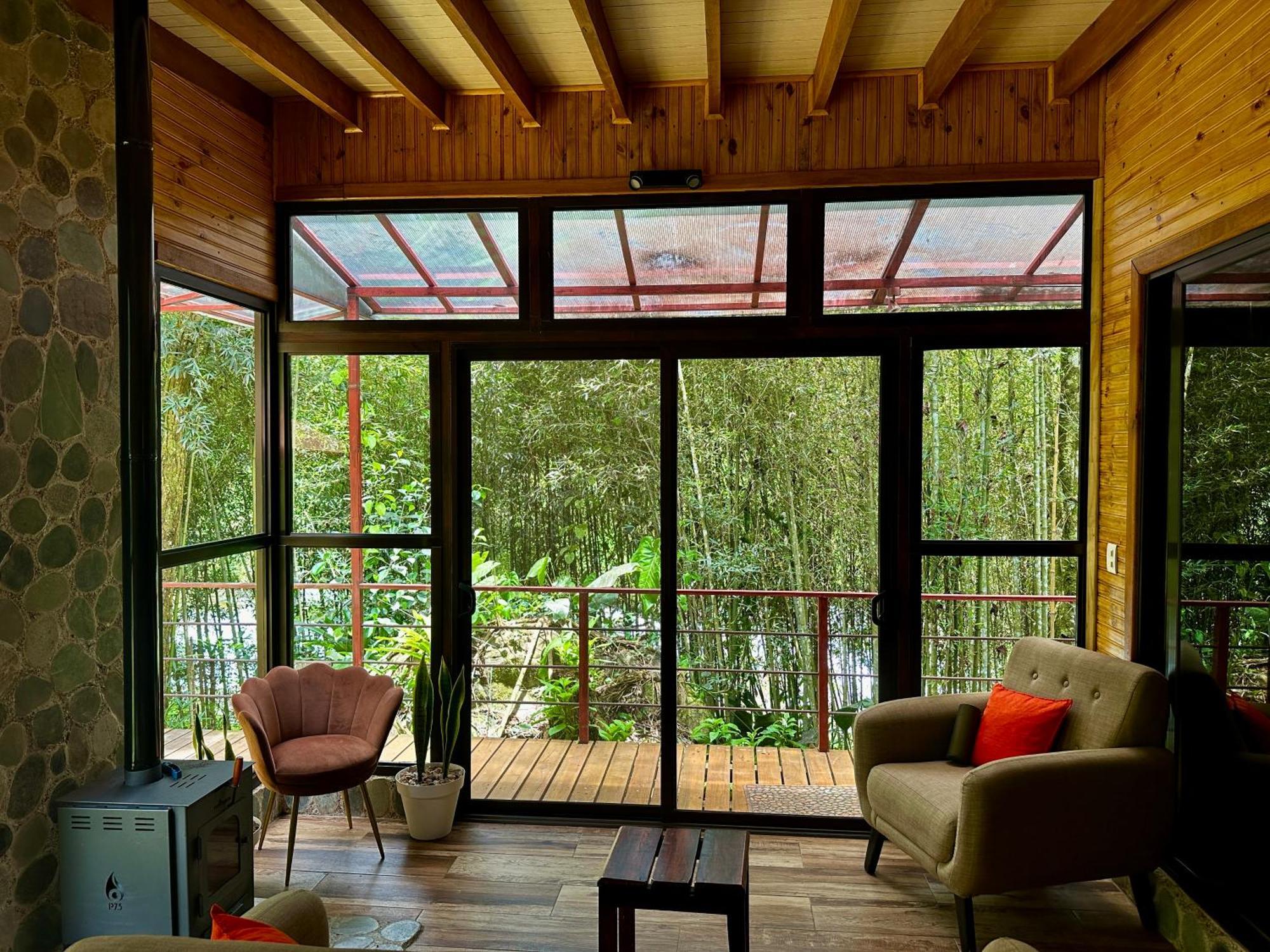 Hotel de Montaña El Pelicano San Isidro De El General Habitación foto