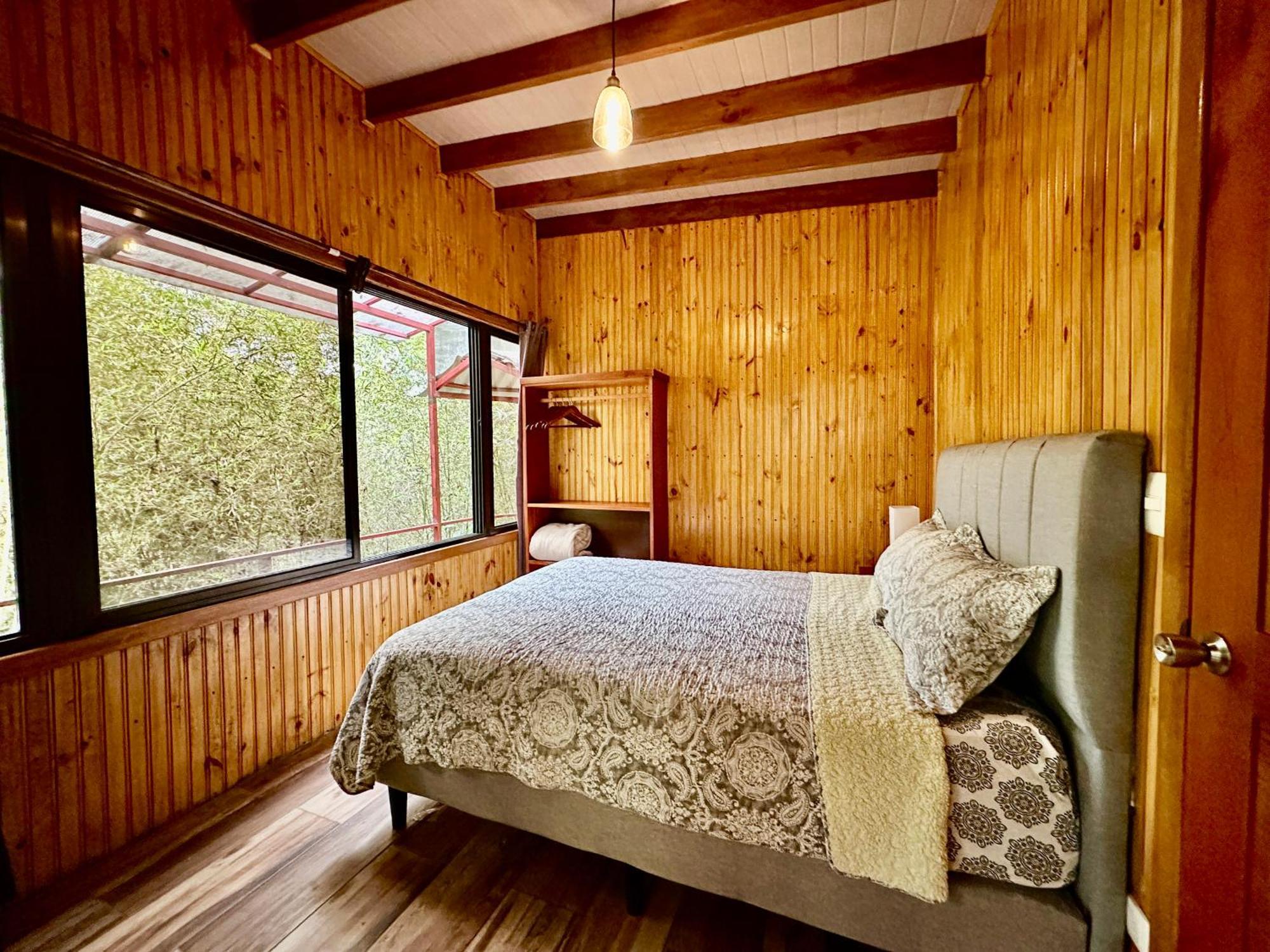 Hotel de Montaña El Pelicano San Isidro De El General Habitación foto